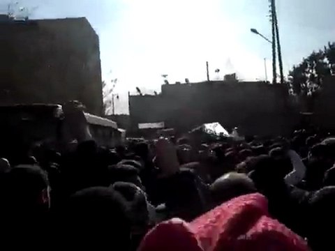 فري برس حلب تشييع الشهيد عمر حاوي دقة عالية 27 12 2011