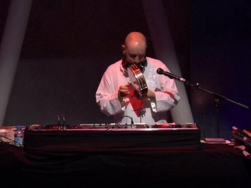 Mercan Dédé - Jazzmix Istanbul / Réalisation Olivier Taïeb