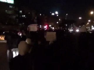 فري برس   دمشق المزرعة مظاهرة أمام مقر حزب البعث 27 12 2011