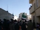 فري برس   حمص حي عشيرة محاورة رائعة بين العديد أبوعبدو والمتظاهرين ليش ما بدكم بشار28 12 2011
