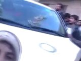 فري برس   حمص باباعمرو دم الشهيد أحمد الراعي على سيارة اللجنة 28 12 2011