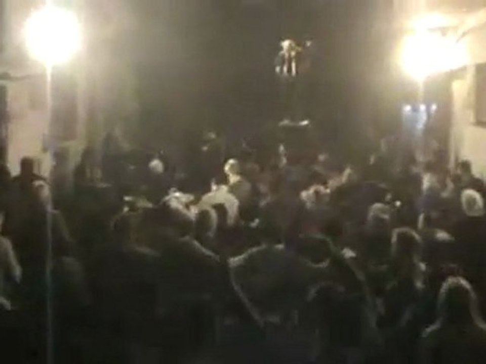 فري برس   حمص جورة الشياح والقرابيص مسائية الله أكبر 29 12 2011