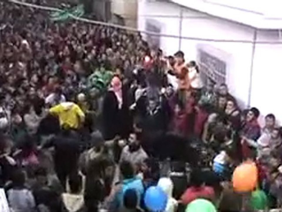 فري برس   حمص كرم الزيتون دماج حمص معاكي للموت 30 12 2011