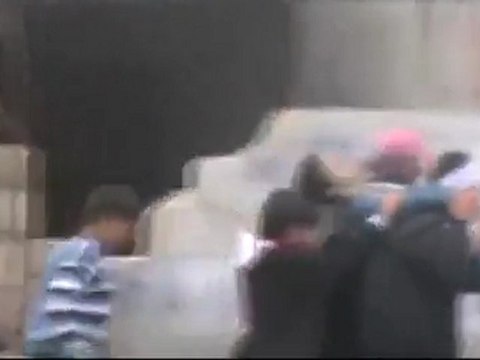 فري برس حماة شهيد واصوات اطلاق النار 30 12 2011