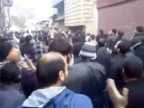 فري برس دمشق كفرسوسة تشييع المجند الشهيد محمد تقي 31 12 2011