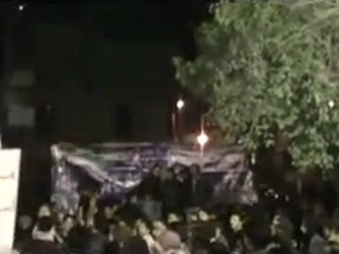 فري برس ريف دمشق دوما من العزاءتحية لقناة الجزيرة من ثوار دوما 2 1 2012