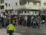 فري برس   مظاهرة في حي السبيل بدرعا عند وصول المراقبين العرب 3 1 2012 ج2