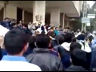 فري برس   معضمية الشام مظاهرة أحراروحرائر المدينة لطلب الإفراج عن المعتقلين ونصرة لكافة المناطق المحاصر 04 01 2012 ج5