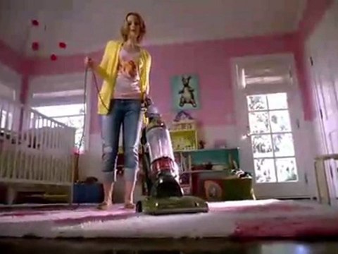 Hoover WindTunnel T-Series Rewind Upright Vacuum, Bagless, UH70120