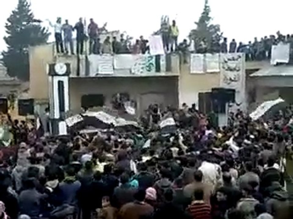 فري برس   حمص الغنطو   أغنية يالله تعطينا الهمة 6 1 2012