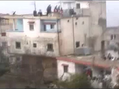 فري برس اللاذقية سلمى إطلاق نار لتفريق المظاهرة 6 1 2012