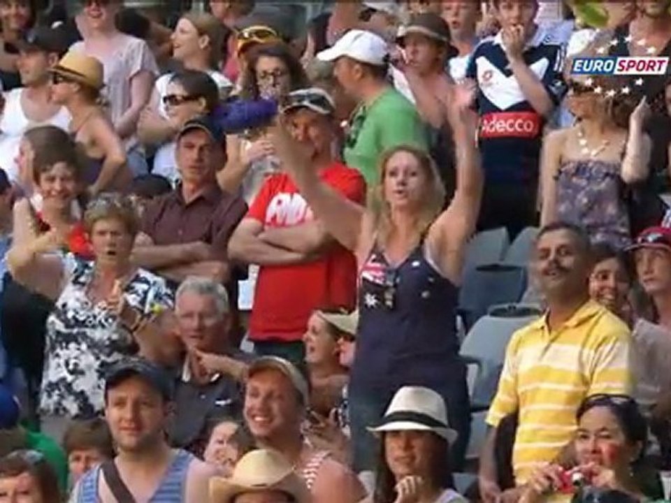 Berdych rakibinin elini sıkmadı