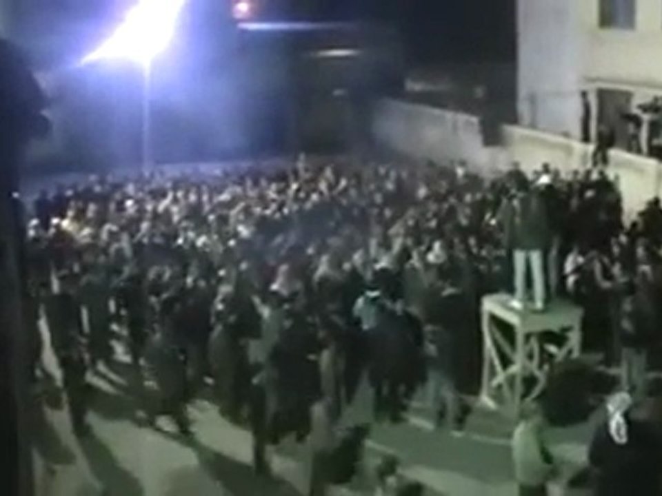 فري برس   يا الله مالنا غير يا الله حمص ديربعلبة 8 1 2012