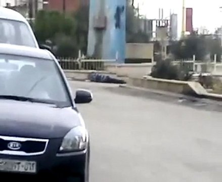 فري برس ريف دمشق الزبداني ريف دمشق جثمان أحد العناصر المنشقين 08 01 2012