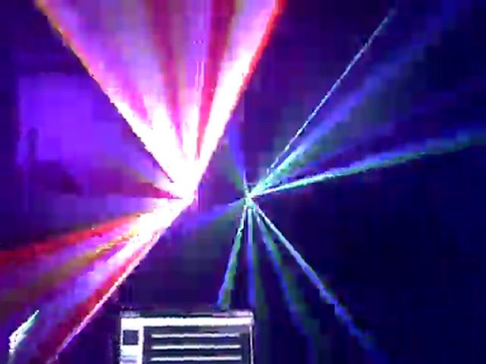 nicols contre sabtec les deux son des 1.2w rgb