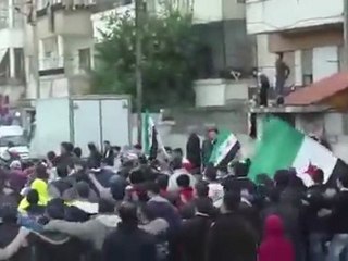 فري برس   حمص القصور مظاهرةابطااال وحرااائر القصور رداااعلى خطاااب السفاااح كبار صغااار منعرف انو يلي بقتل شعبو خااااين 10 1 2012