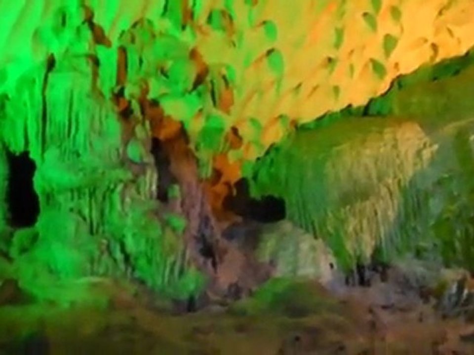 Baie d'along.Grotte psychédélique;