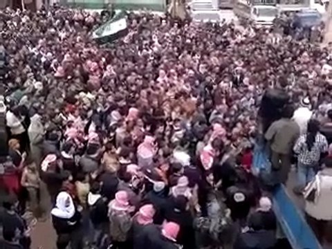 فري برس إدلب الصلاة على 4 شهداء في قرية سرجة بجبل الزاوية 10 1 2012