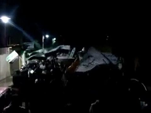 فري برس حمص حي الملعب أغنية يلي بيقتل شعبو خاين رووعة 9 1 2012