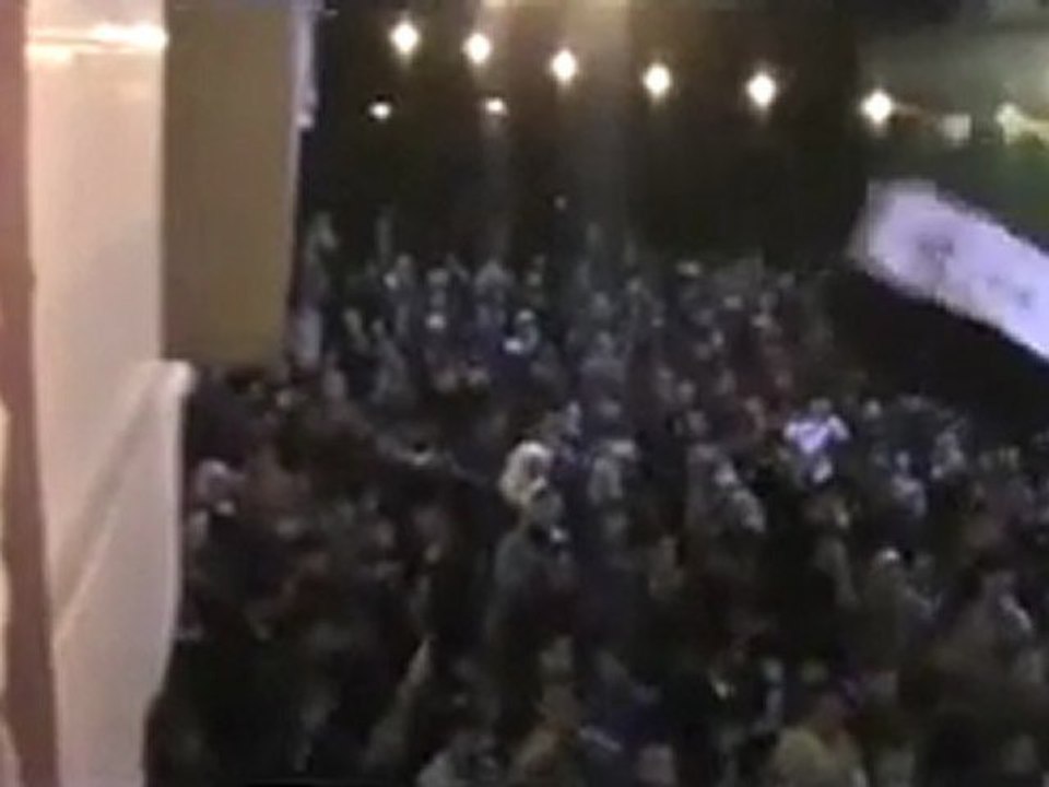 فري برس   حمص مسائية باباعمرو يادير الزور نحن معاك للموت 10 1 2012