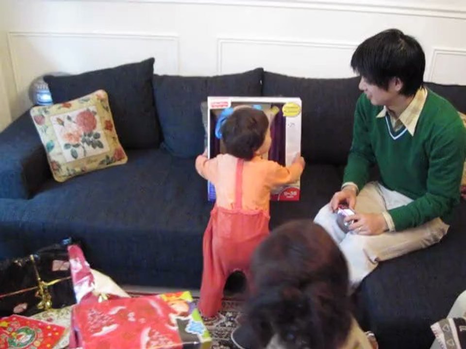 Raphaël et son Noël 2011 à Montjoyeux