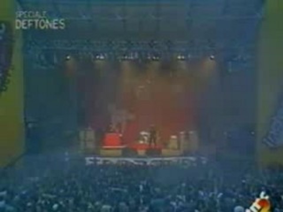 Deftones - Feiticeira