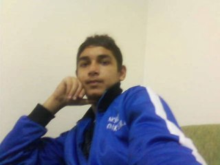 sakaryalı piyanist dj barış