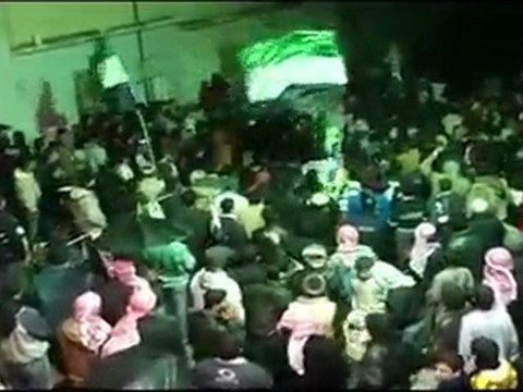 فري برس حماه الحميدية مسائية طلب من الشبيح بشار 11 01 2012 ج2