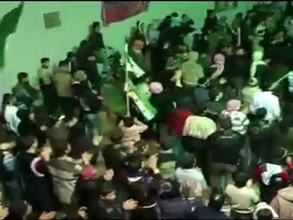 فري برس   حماه   الحميدية   مسائية صمتكم يقتلنا 11 01 2012