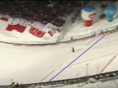 Esquí - Salto - victoria para Schlierenzauer