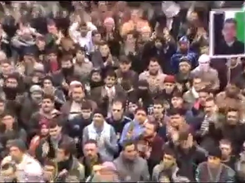 فري برس   إدلب معرة النعمان تشييع شهيد المعرة حمادي السعيد 13 1 2012