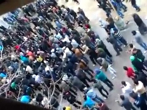 فري برس دمشق حي برزة جمعة دعم الجيش الحر 13 01 2012 ج1