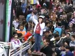 فري برس   حمص القصير طفلة رائعة تلقي كلمة الله يحميها 13 1 2012