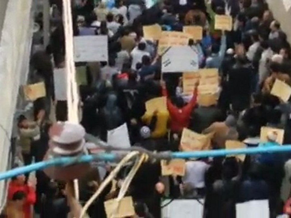 فري برس   حمص باب الدريب حي الصليبة جمعة دعم الجيش الحر 13 1 2012