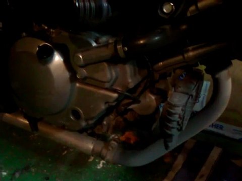 Bruit moteur avec bielle coulée - Suzuki SV650