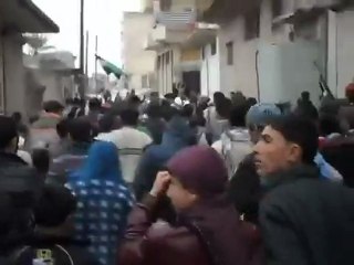 فري برس   معرة النعمان مظاهرة طلابية تطالب باسقاط النظام 12 1 2012