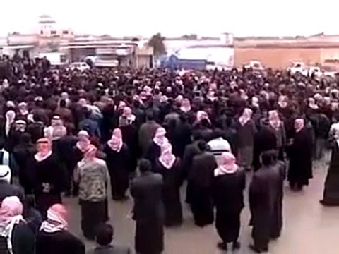 فري برس إدلب التح تشييع الشهيدين فراس أحمد العمر وعبد الهادي ابراهيم قطيش جمعة دعم الجيش الحر 13 1 2012