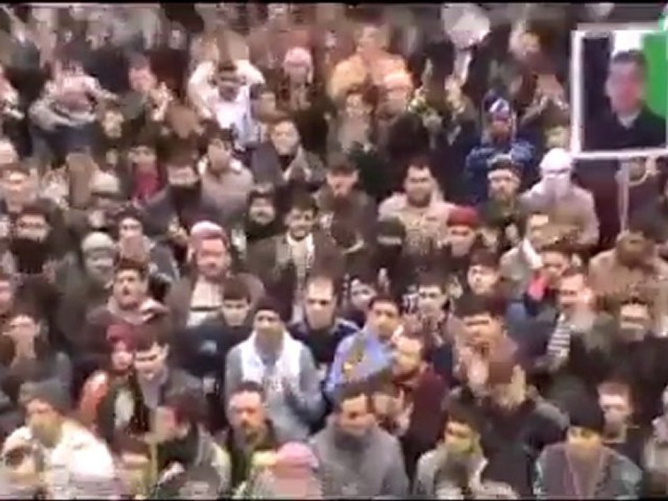 فري برس   ادلب معرة النعمان تشييع شهيد المعرة حمادي السعيد 13 1 2012