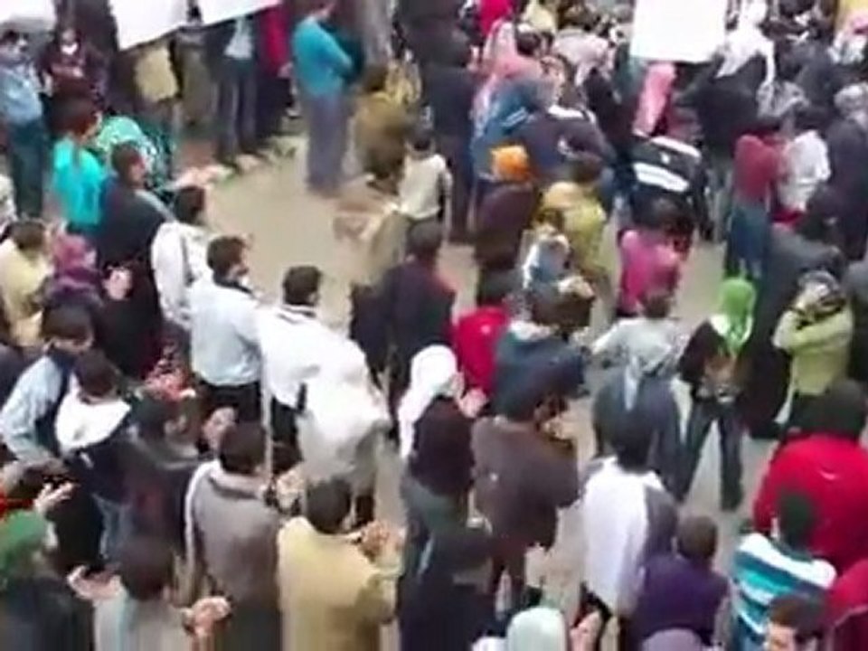 فري برس   حماه  الحميدية   دعم الجيش الحر الشعب السوري يا غالي 13 1 2012