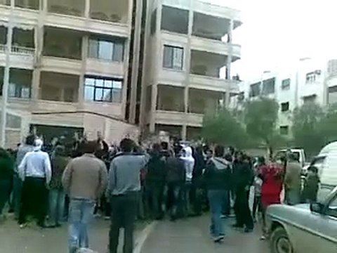 فري برس حماه حي الكرامة جمعة دعم الجيش الحر13 1 2012