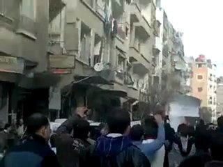 فري برس   ريف دمشق داريا مظاهرة نصرة لمضايا والزبداني 16 1 2012 ج1