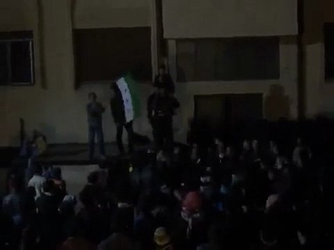 فري برس بلدة نصب طفل يهتف بالمتظاهرين 15 1 2012