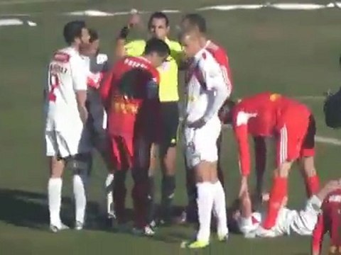 1ére mi temps du Match MCEE 1-2 CRB 16J Ligue1 saison 2011/2012