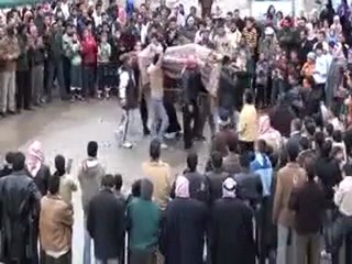 فري برس   زفاف الشهيدة يسرى اليونس في حمص   ديربعلبة 17 1 2012