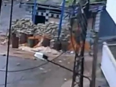 فري برس حمص باب هود احتلال مطعم الجاجة