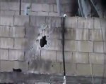فري برس   حمص حي الخالدية اطلاق نار واستهداف المنازل بقذائف الدبابات 17 1 2012