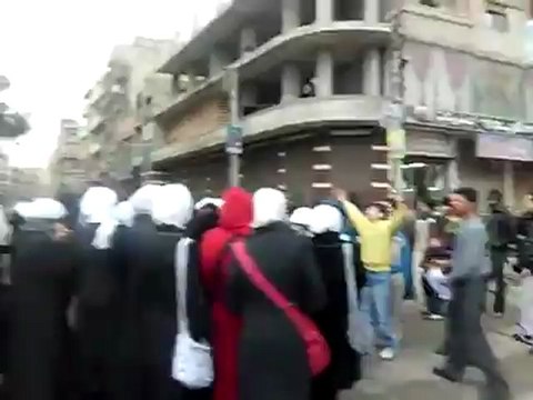 فري برس ريف دمشق داريا مظاهرة طلابية نصرة للزبداني ومضايا 17 1 2012 ج6