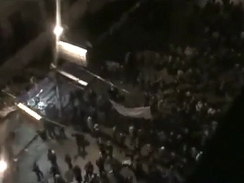 فري برس   إدلب أريحا إطلاق النار على المتظاهرين في مسائية 18 1 2012