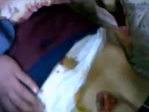 فري برس حمص حي الرفاعي شهيد مجهول الهوية رمته سيارتين امن اول الحي واطلقو النار بالهواء 18 1 2012