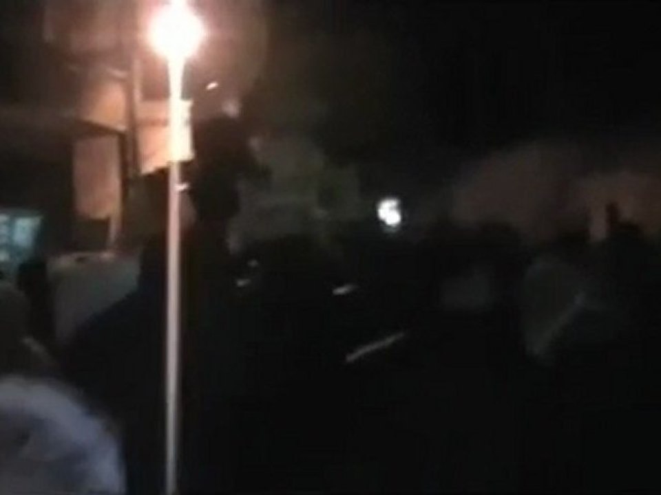 فري برس   ريف دمشق بلدة رنكوس القلمون ريف دمشق مظاهرة مسائية 18 1 2012 ج1